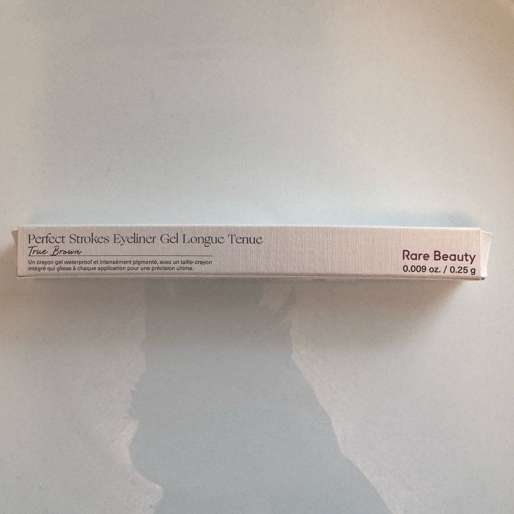 Rare Beauty Perfect Strokes Longwear & Waterproof
Gel Eyeliner - Picture 7 of 10